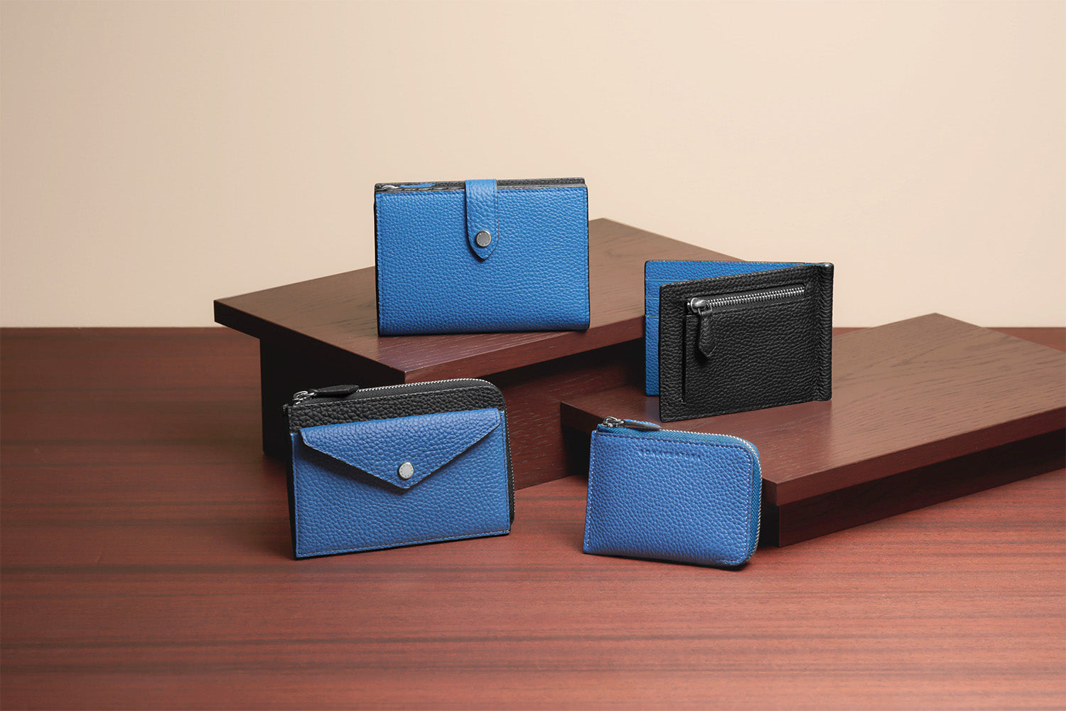 ビジネスカードケース シュリンクレザー