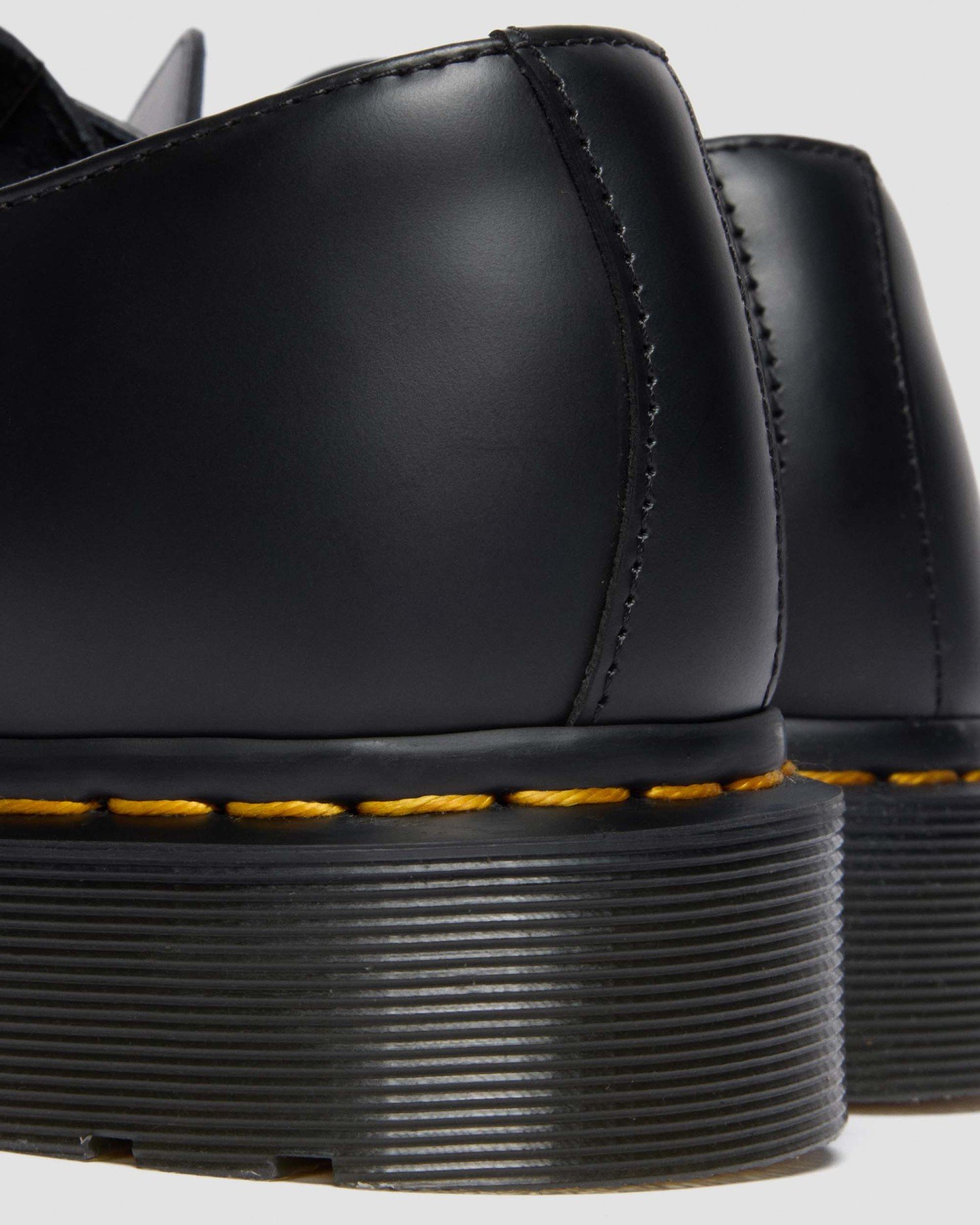 1461 LACELESS スリッポン シューズ