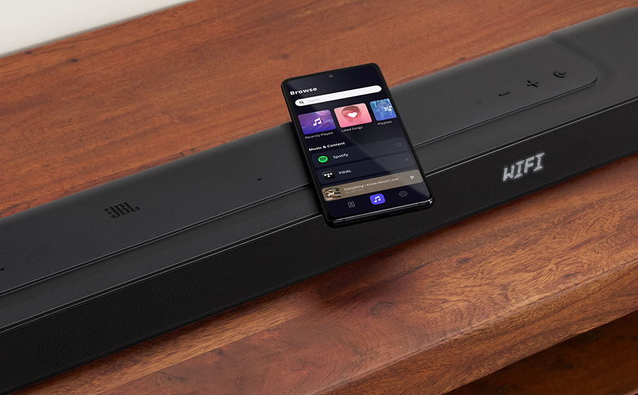 JBL_Soundbar_500_Lifestyle_02_