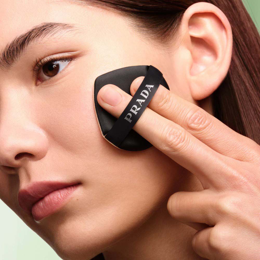 プラダ メッシュ クッション｜プラダ ビューティ公式オンラインストア