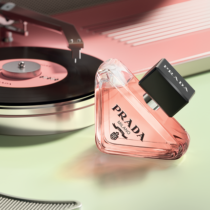 パラドックス｜プラダ ビューティ公式オンラインストア｜PRADA BEAUTY