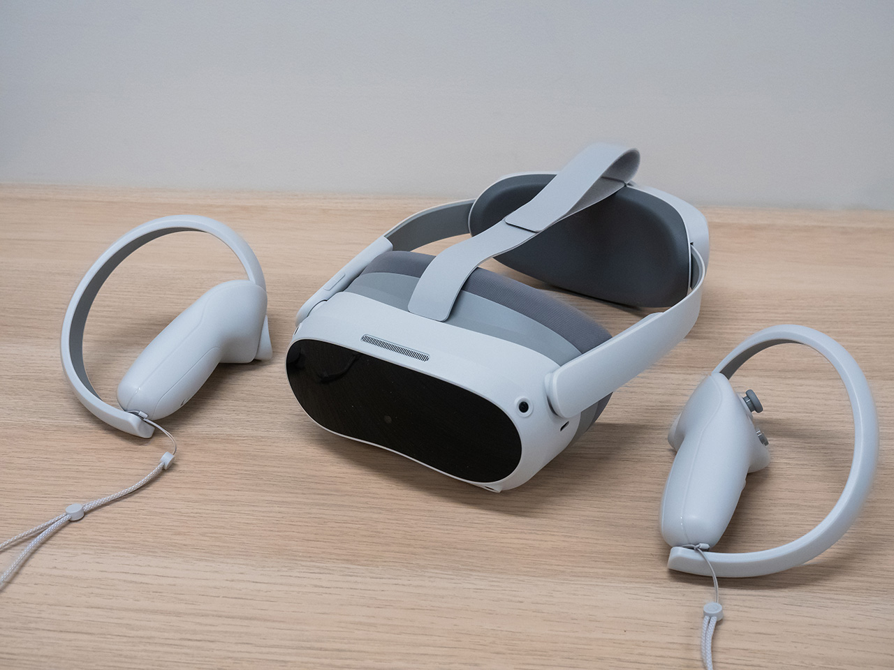 Vol.26 装着感とコスパに優れたオールインワン型VRヘッドセット「PICO