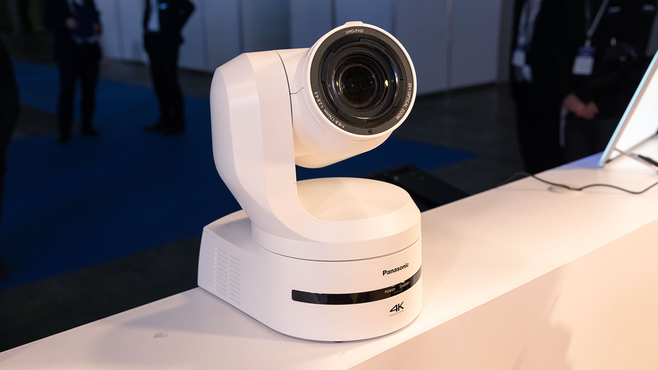 パナソニック コネクト：スタジオカメラとの併用でも遜色ない画質を