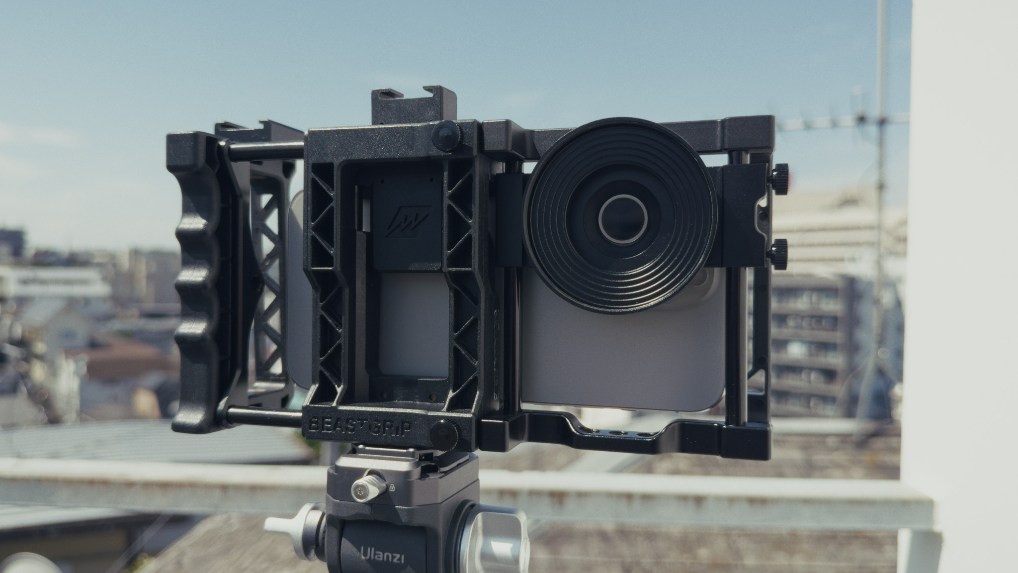 iPhoneographerがスマホリグ2+1種類を紹介[Modern Smartphone Shooting