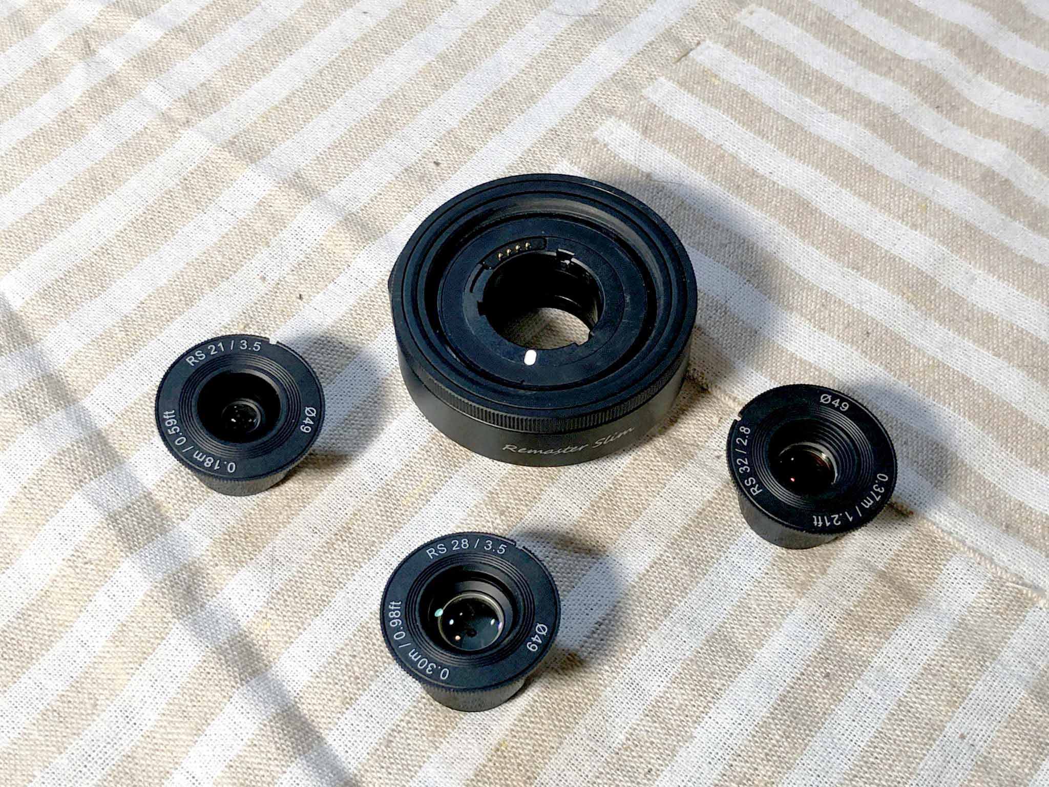 SAMYANG「Remaster Slim」レビュー。往年の銘レンズをAF化したパン