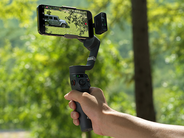 DJI、スマートフォンスタビライザー「Osmo Mobile 6」発売。誰もが