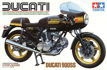 Ducati 900SS Kit - CF425 Tamiya 14025