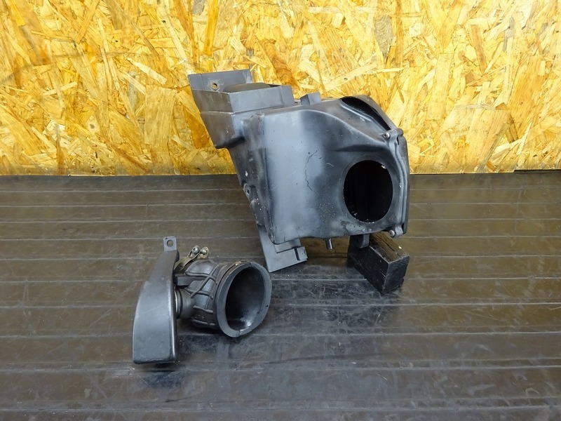 210506】DT230 ランツァ(4TP-003)◇ エアクリーナーボックス エアクリ