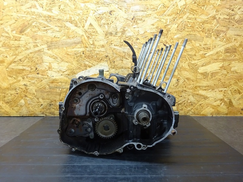 240915】GSX400インパルス(GK79A-105)◇ エンジン腰下 ミッション