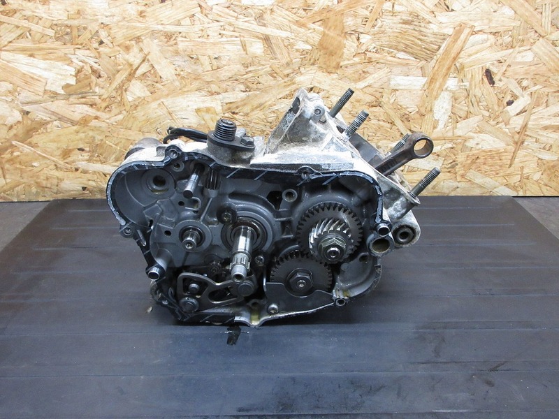 M231217】TZR50R(4EU-143)☆ エンジン腰下 クランクケース クランク