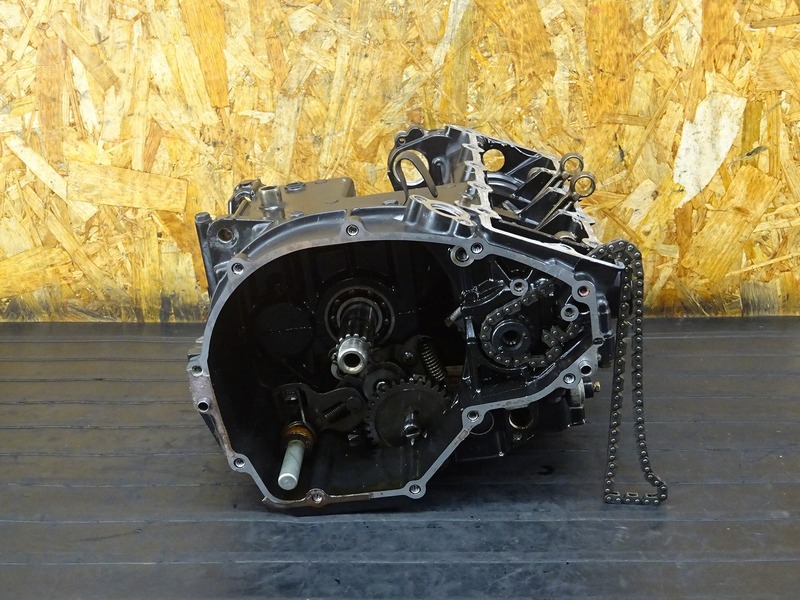 221016】バリオスⅡ(ZR250B-017)□ エンジン腰下セット ミッション