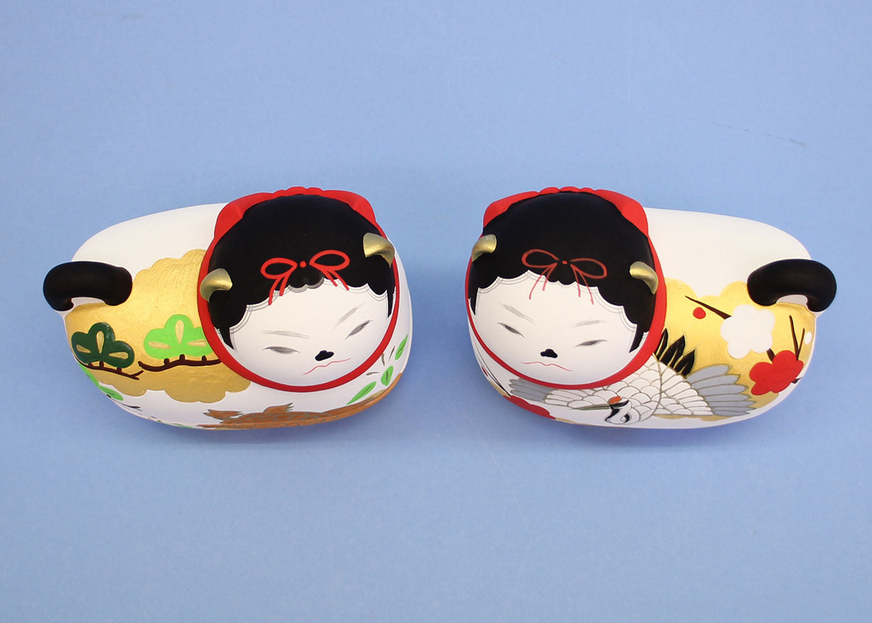 陶製素焼き絵付けの犬筥（いぬばこ）飾り白 座布団付き – 寿鳳人形の東芸