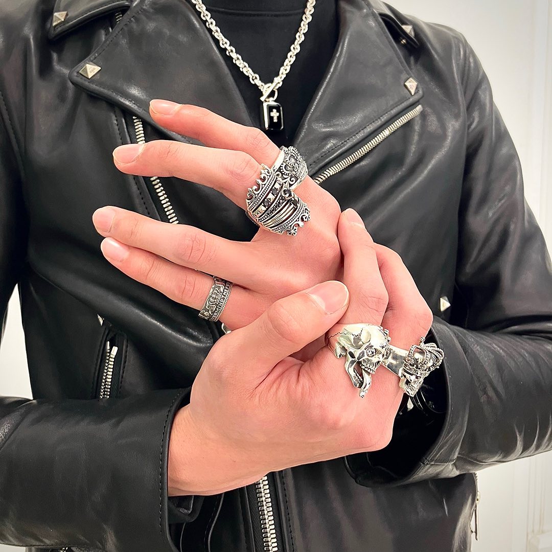 ESSENTIAL SKULL リング | ジャスティン デイビス（JUSTIN DAVIS）公式