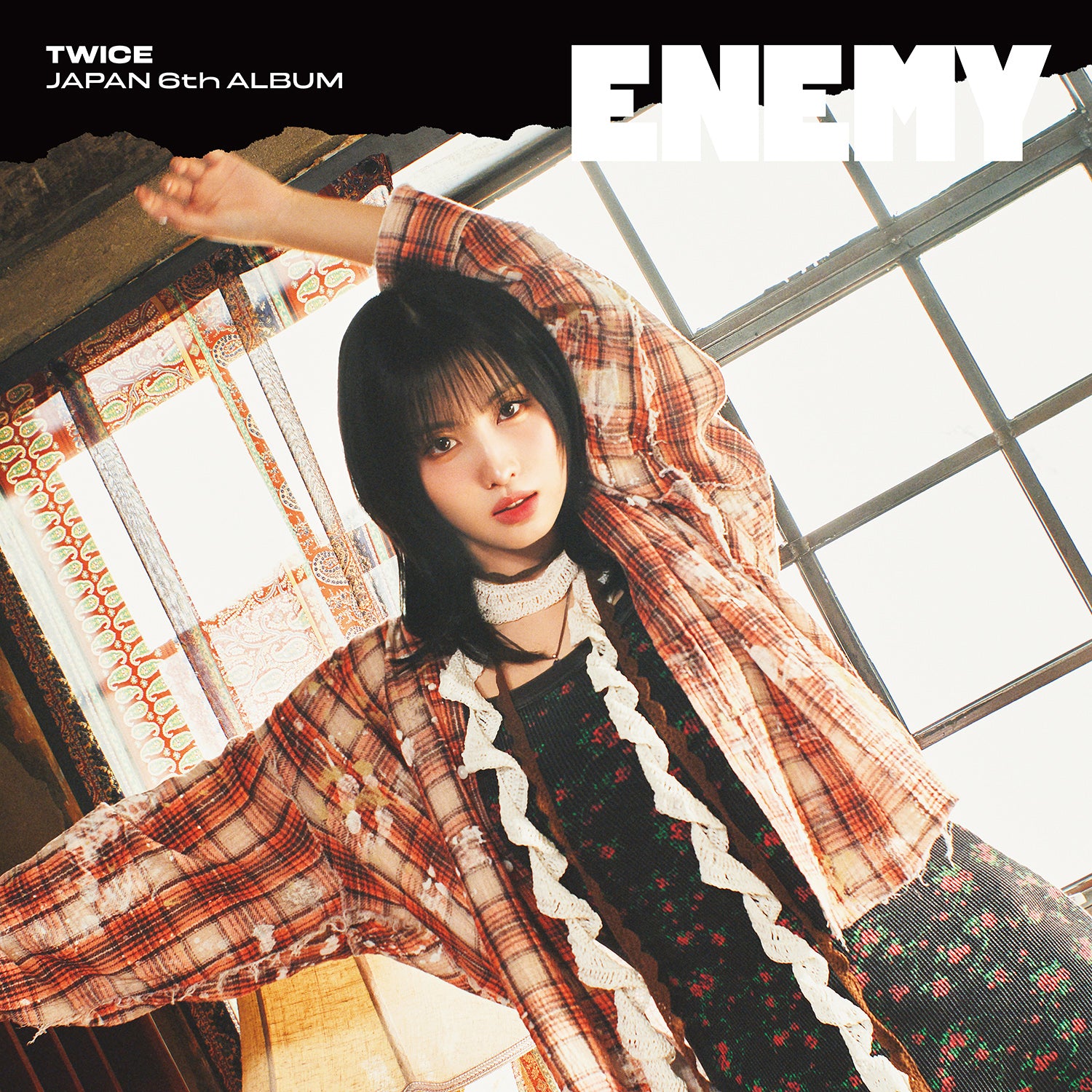 TWICE JAPAN 6th ALBUM “ENEMY” MOMO edition – JYP JAPAN ONLINE STORE
