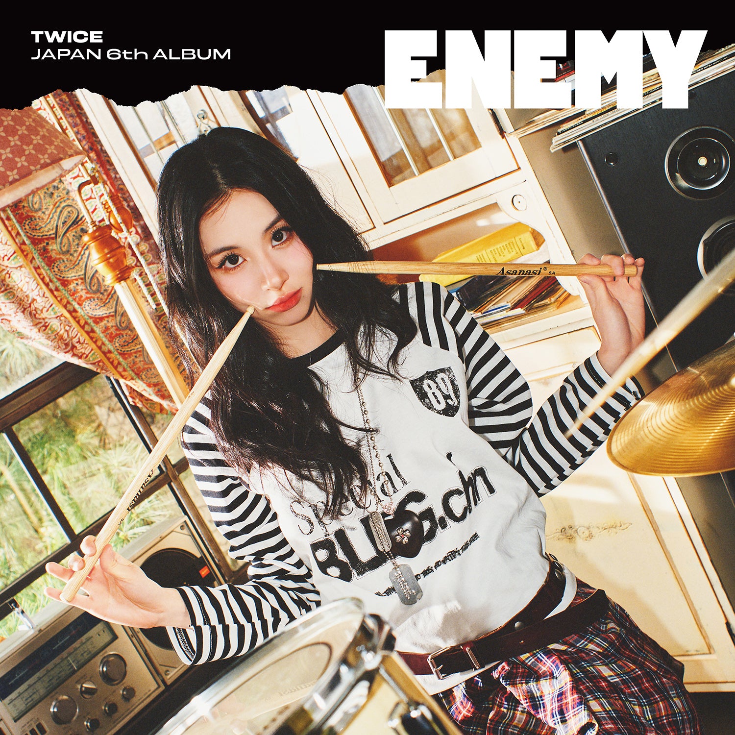 TWICE JAPAN 6th ALBUM『ENEMY』CHAEYOUNG盤 – JYP JAPAN ONLINE STORE