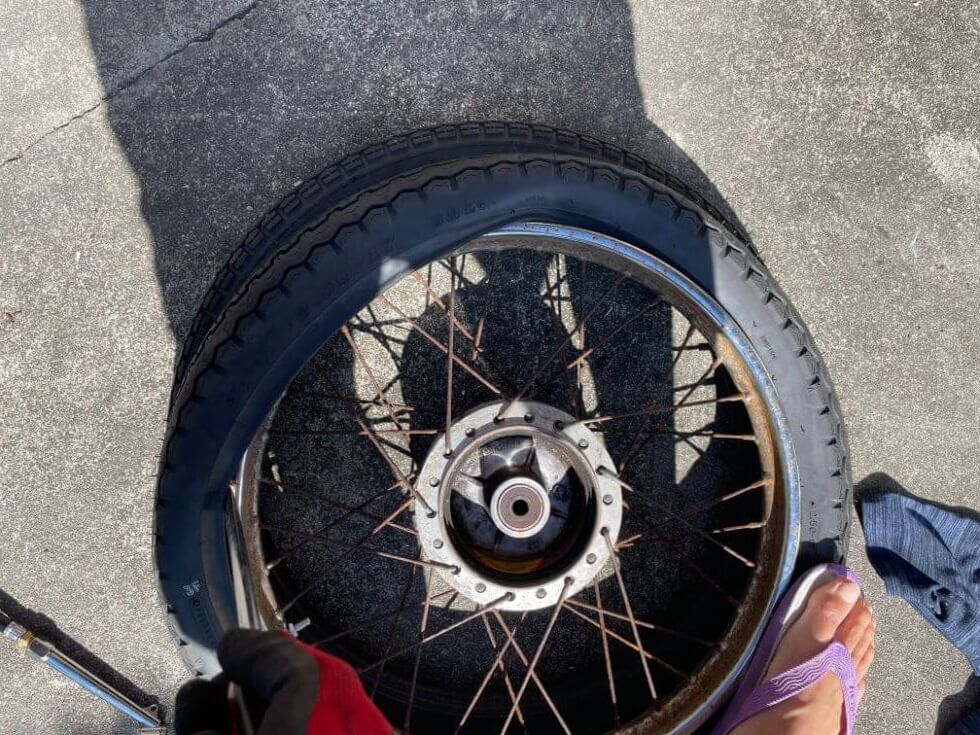 スーパーカブ】チューブタイヤ交換を自分でやったら注意点だらけだった