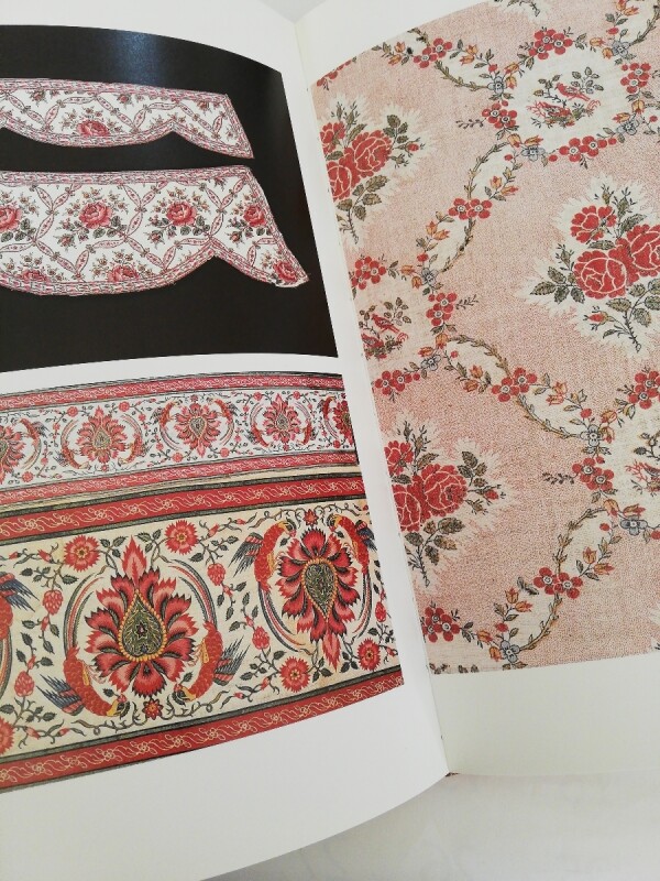 Printed French Fabrics Toiles de Jouy フランスの更紗―ジュイ工場の