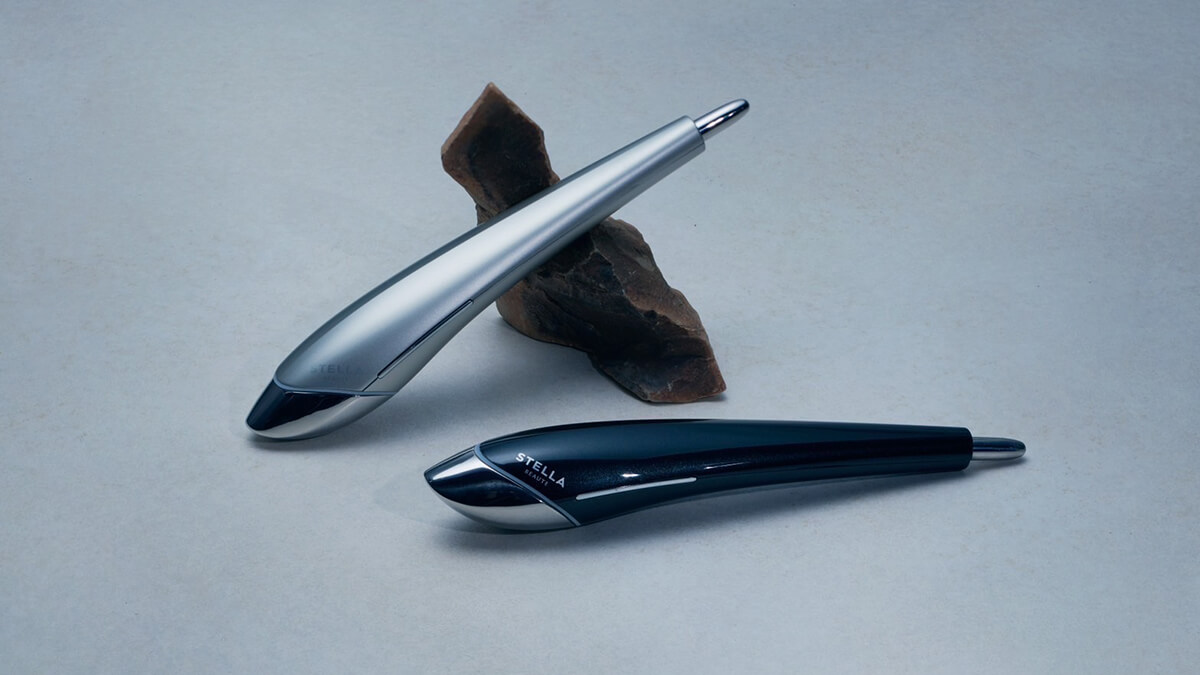 CORSO by k-two】革新的美顔器「ビューティフェイススティック」で素顔