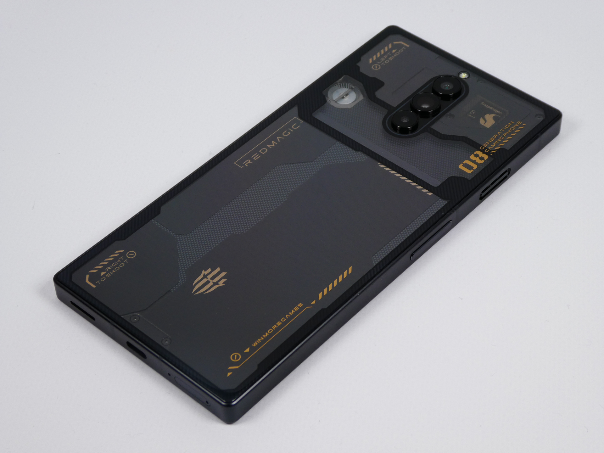 写真で見る「REDMAGIC 8 Pro」] - ケータイ Watch
