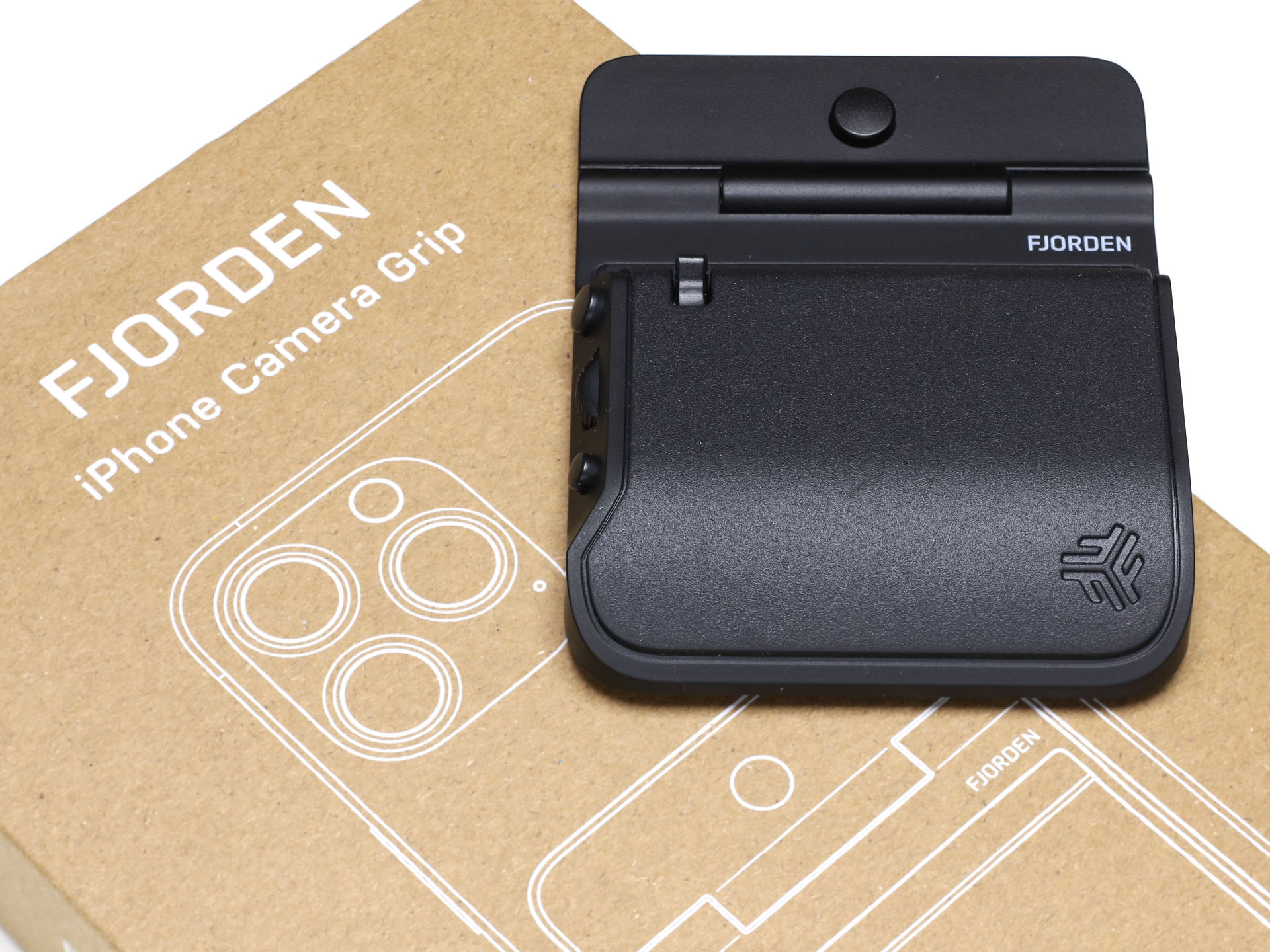 iPhone用カメラグリップ「Fjorden」を海外通販で購入！ 撮影がスゲく