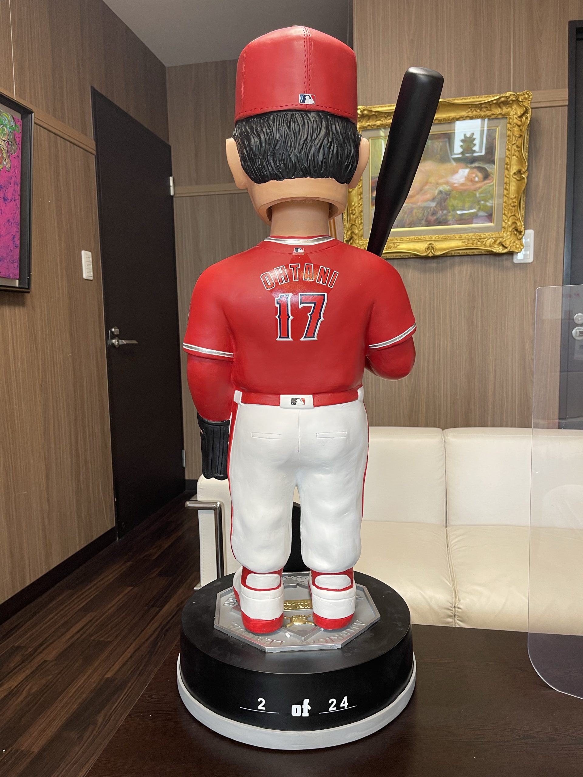 大谷翔平選手 の世界限定24個巨大ボブルヘッド人形が展示予定です