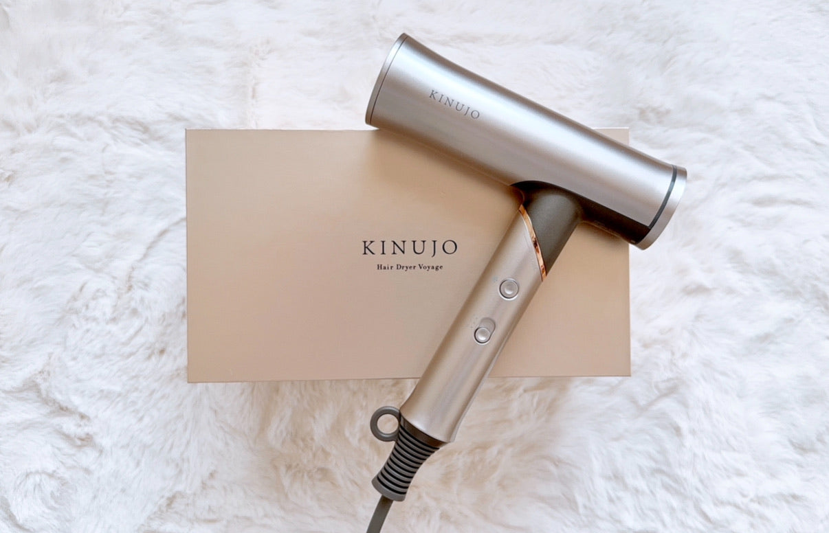 絹女の新作ドライヤーを美容師が口コミ評価！Voyageが海外対応だけで