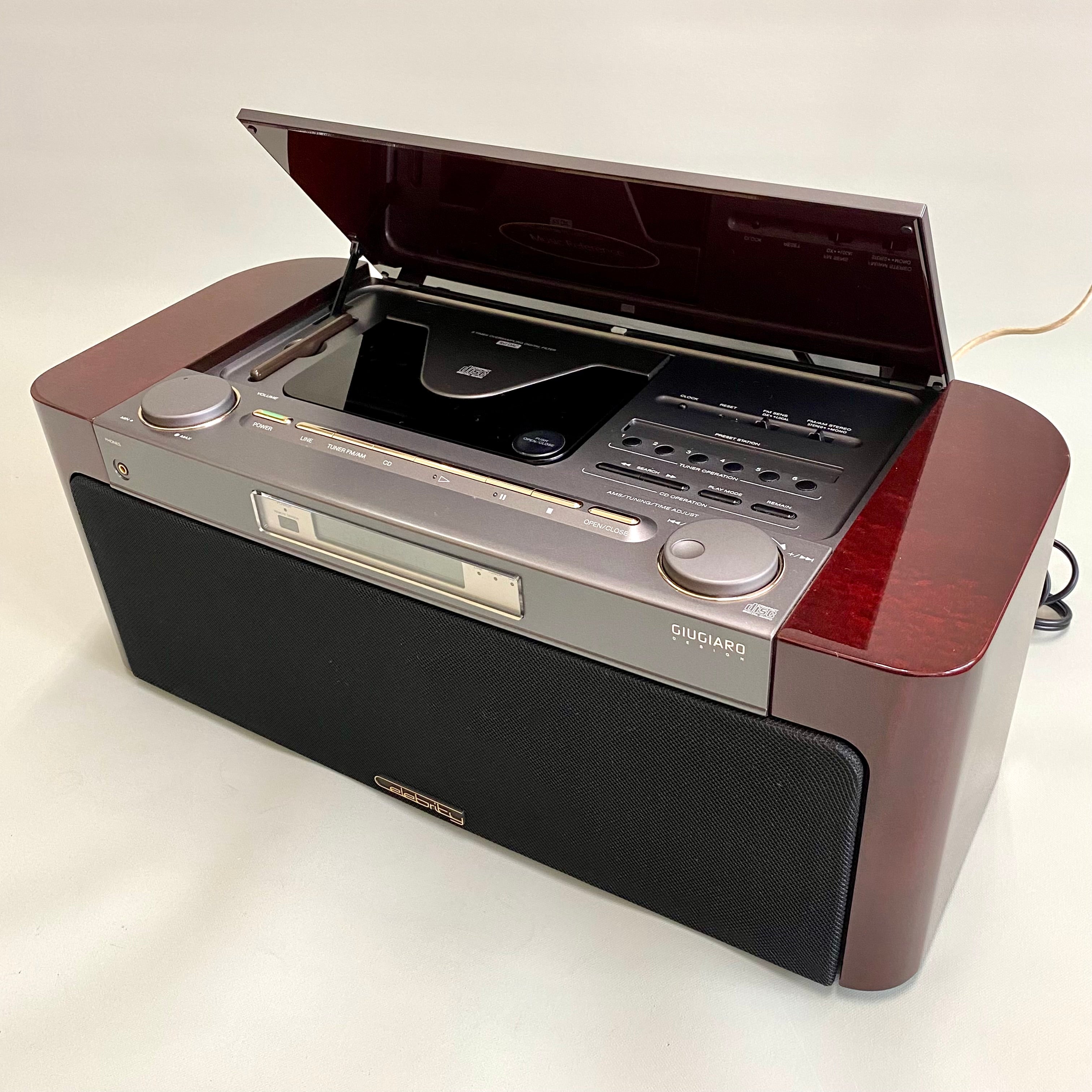 送料無料】SONY （ソニー）Celebrity セレブリティ D3000 GIUGIARO