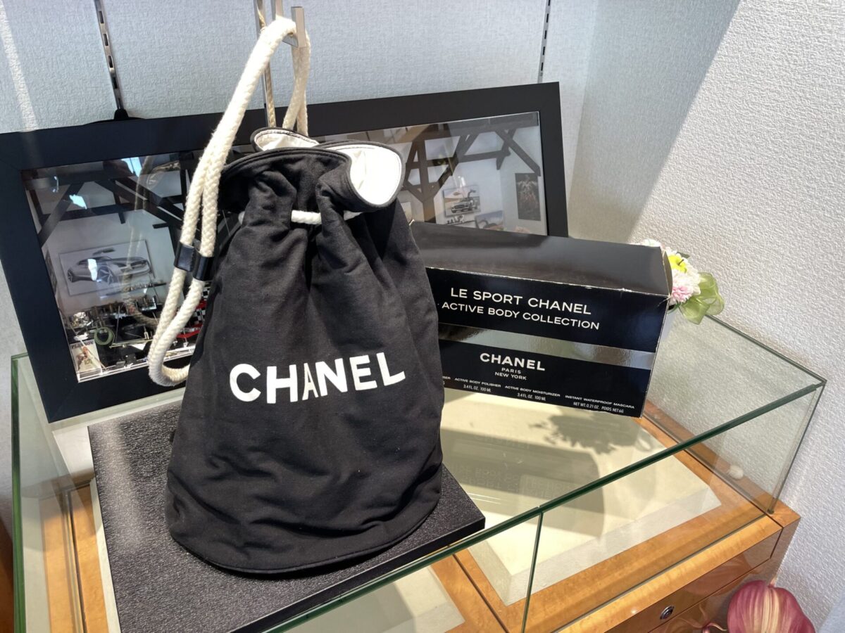 シャネル【CHANEL】ノベルティ プールバッグ リュック を名古屋市西区