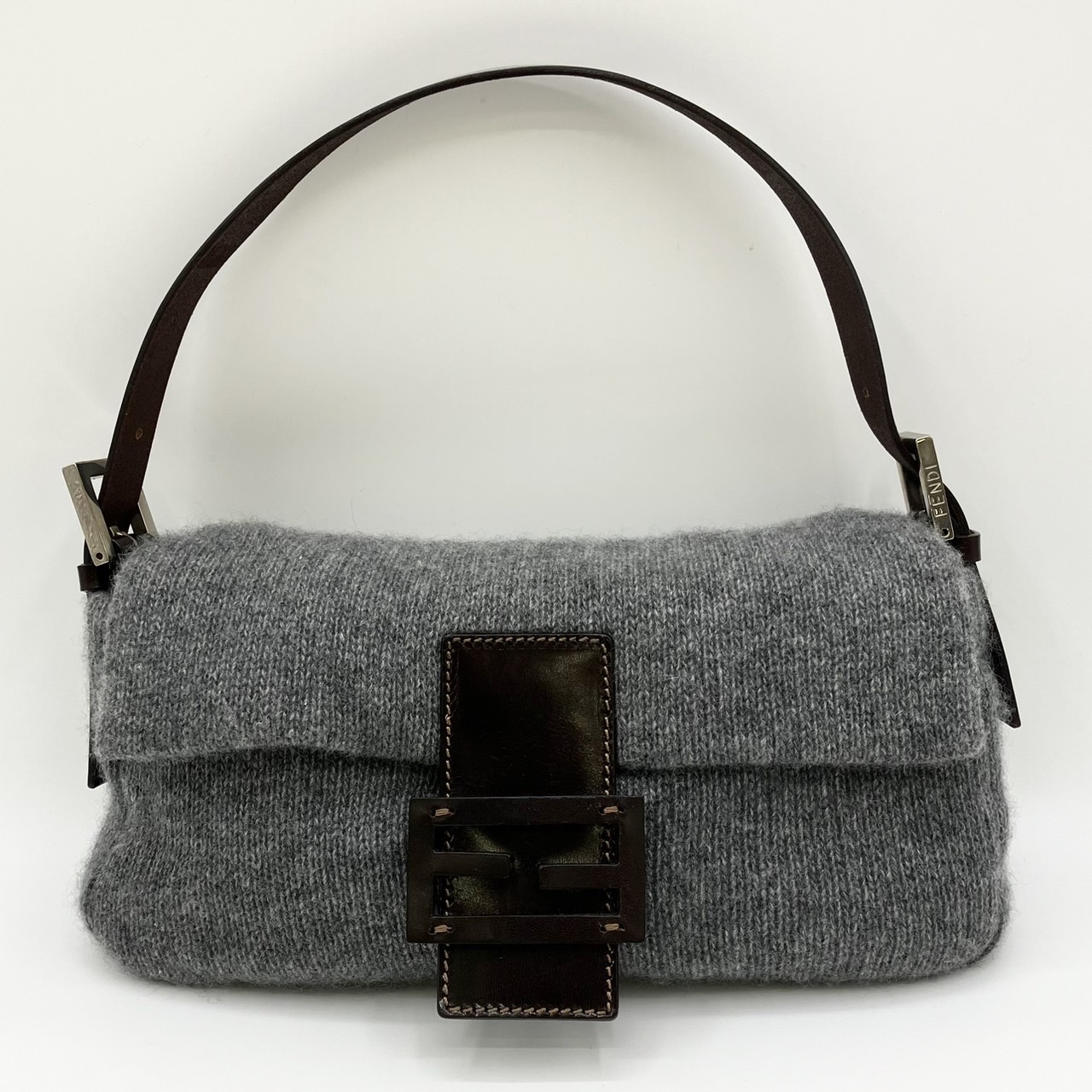 FENDI【フェンディ】ニットマンマバケットバッグ買取価格と査定の