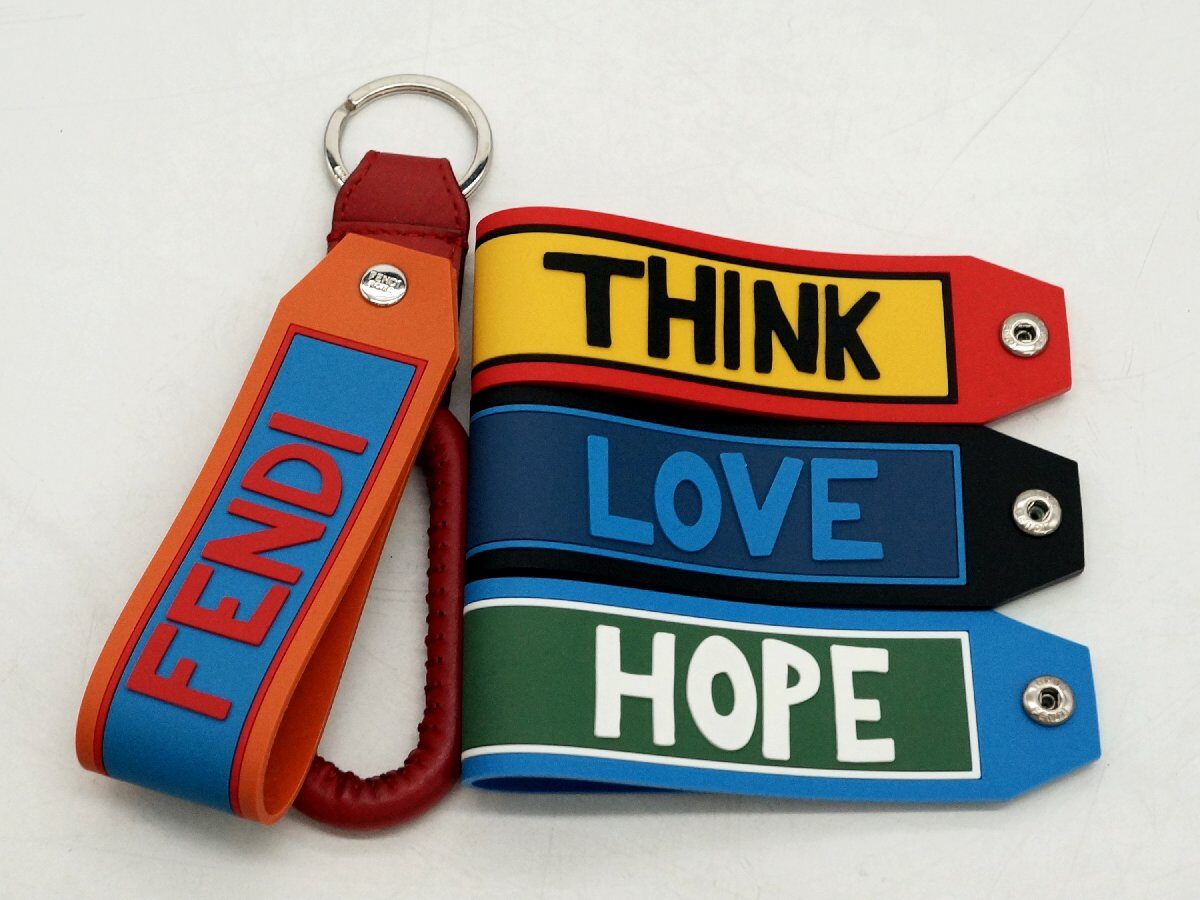 美品】FENDI(フェンディ) ラバー キーホルダー キーリング カラフル