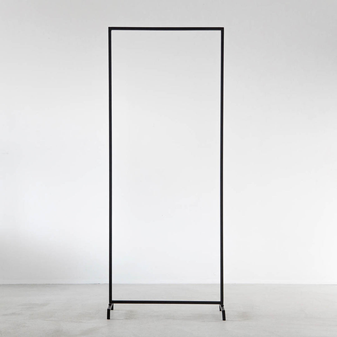 fab ドリシア・アイアンソング AP Kanadekana THE LEGS / Low tube pin