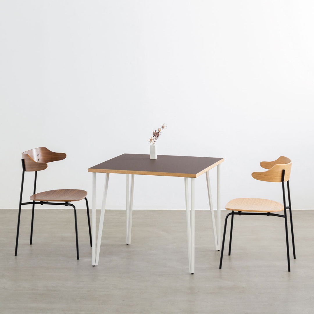 THE CAFE TABLE / リノリウム White Steel トライアングル Straight