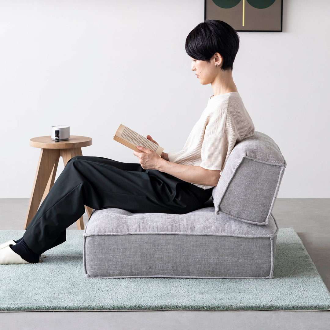 THE CUSHION SOFA / 座面 – KANADEMONO