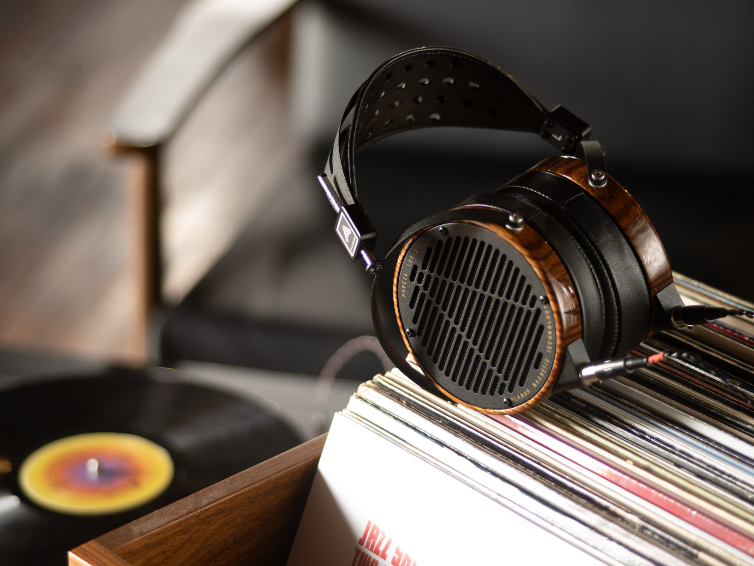 LCD-3 - Audeze | 完実電気株式会社 | KANJITSU DENKI CO.,LTD