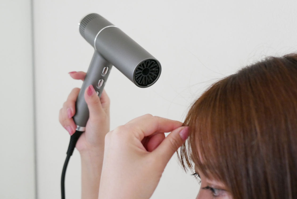 ufv＞ライトヘアドライヤー スペースグレイ – カチモ | カチあるモノで