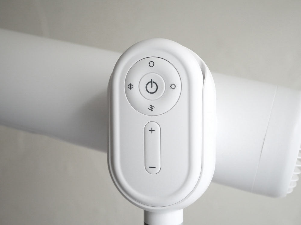 QUADS＞ハンズフリースタンドヘアドライヤー BISARA Light ホワイト