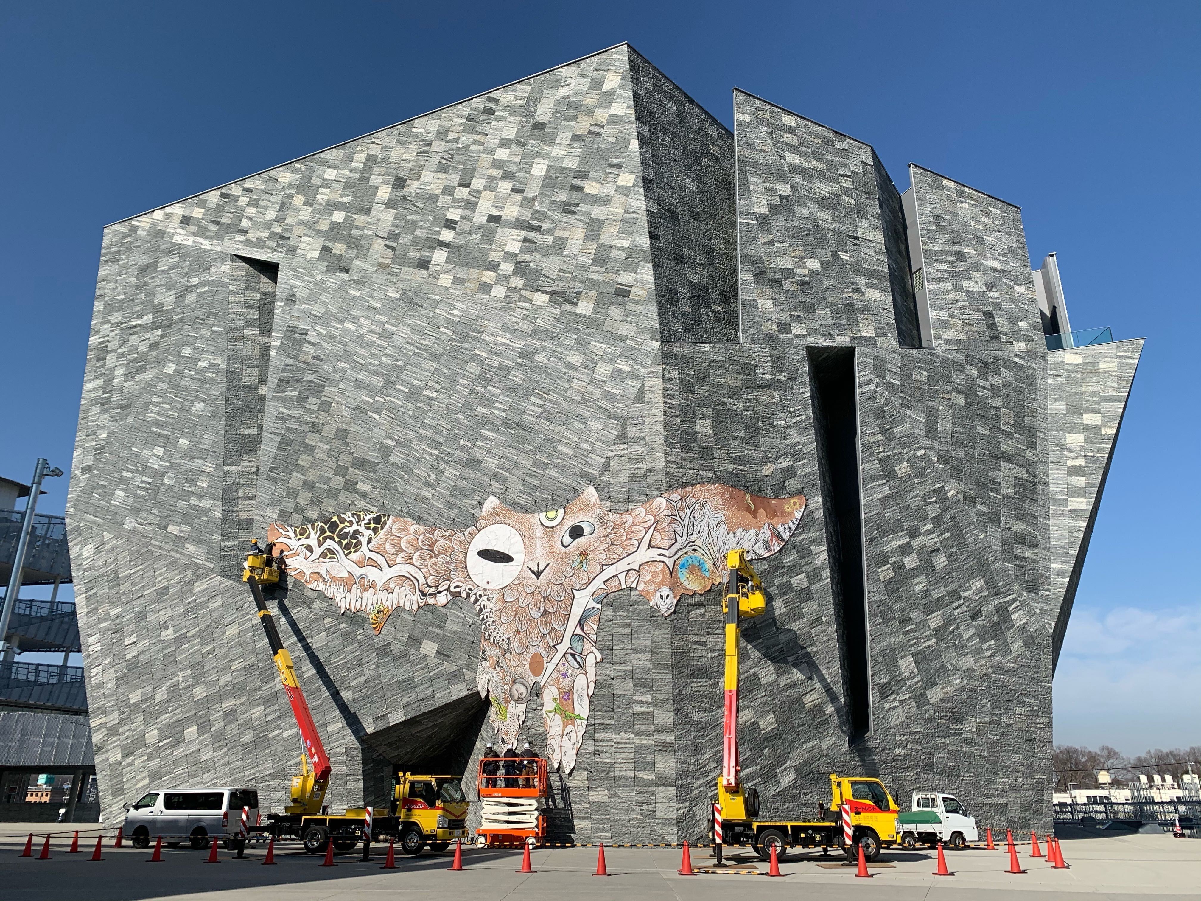 鴻池朋子作品『武蔵野皮トンビ』 が登場｜角川武蔵野ミュージアム