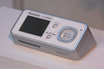 パナソニック、配線工事不要のワイヤレスドアモニター「ドアモニ