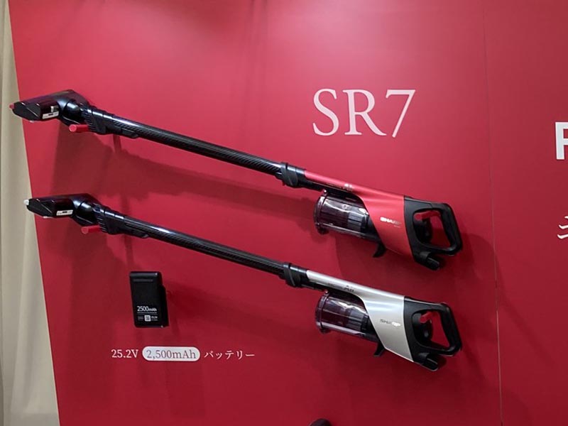 シャープ、強モードでも15分間使えるコードレス掃除機 - 家電 Watch