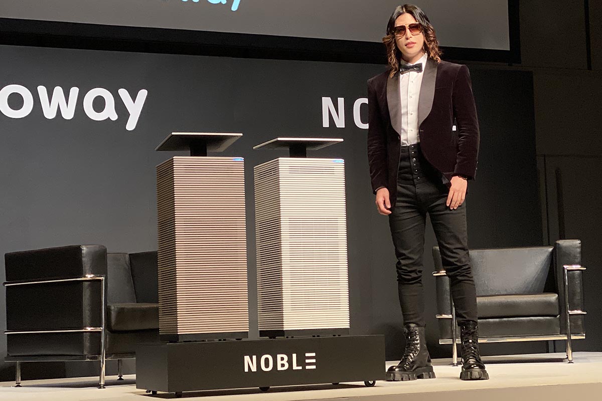 直線美の空気清浄機NOBLE。ROLAND「僕のために作られたデザイン