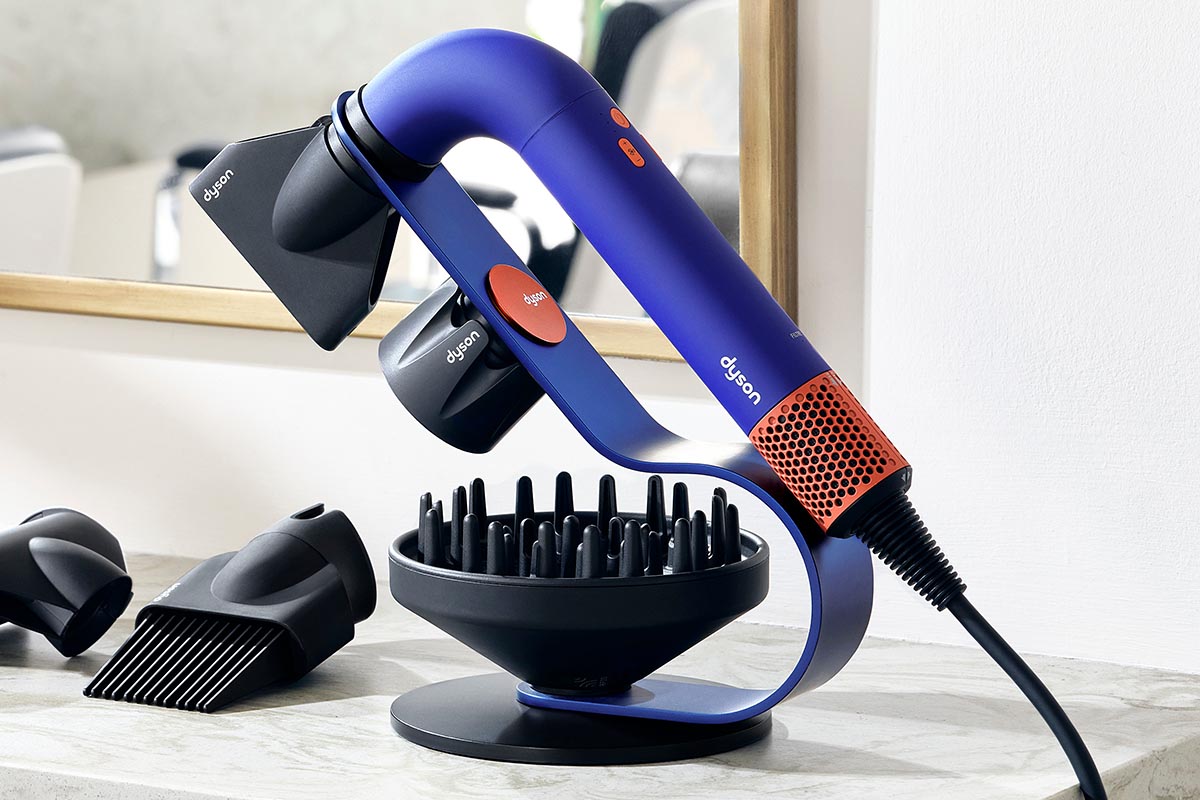 ダイソンで最も軽い、美容師向けプロ仕様ドライヤー - 家電 Watch