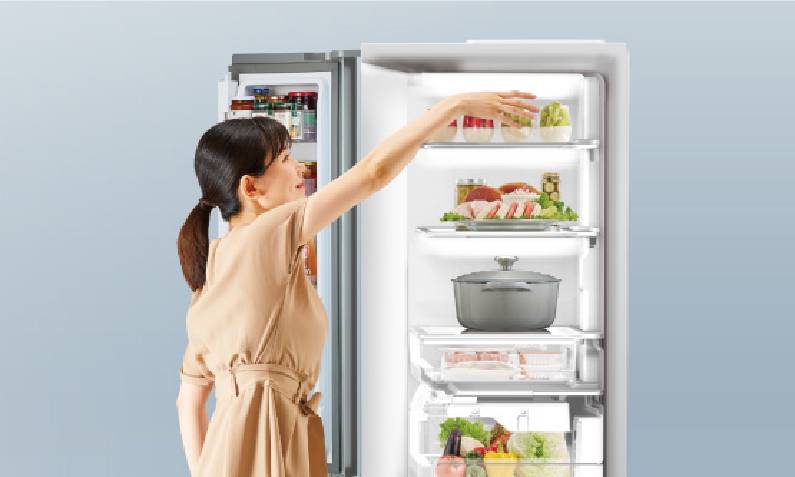 まさに機能美を突き詰めた冷蔵庫。日本の生活習慣を考えた庫内は、今の