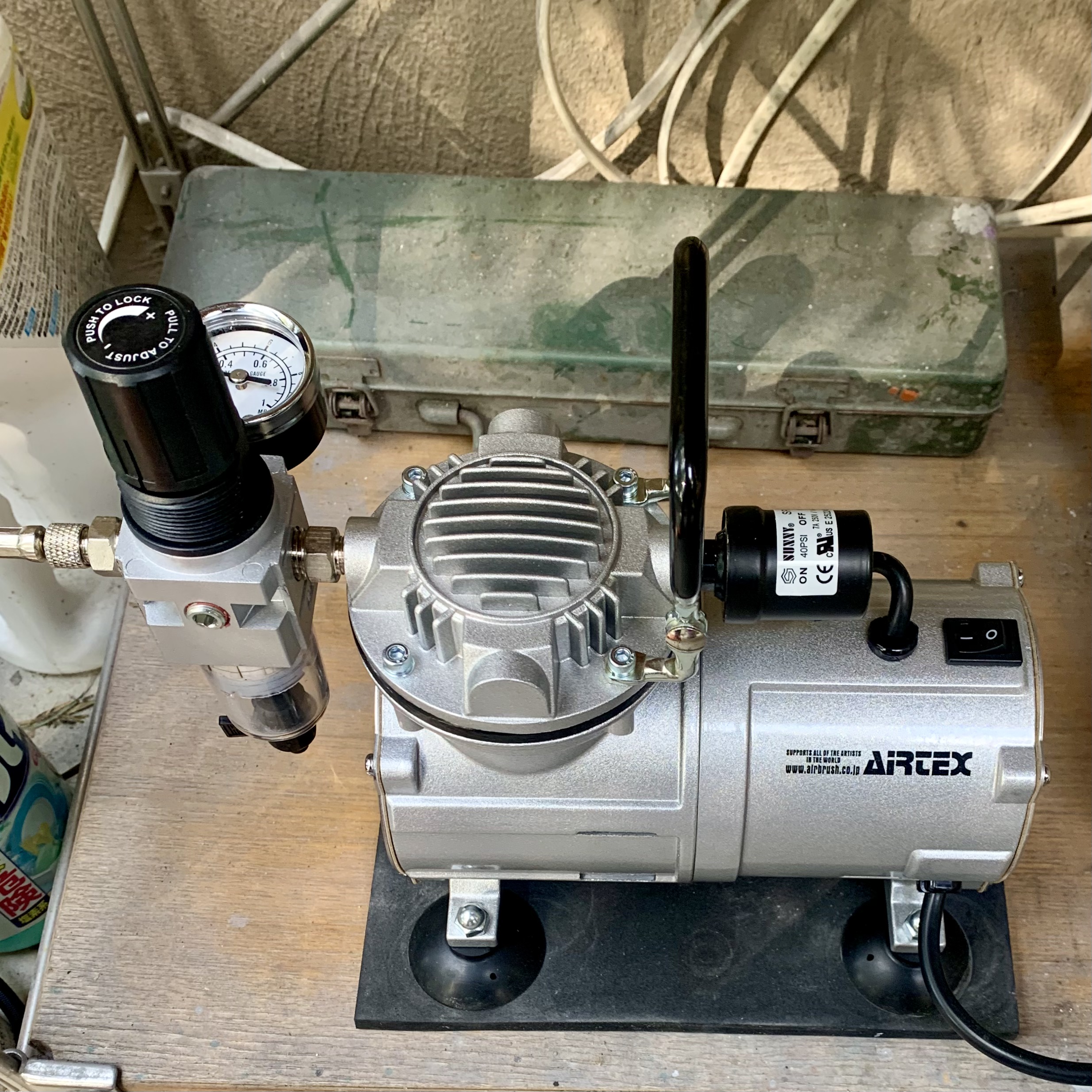 エアテックス コンプレッサーAPC-001R2 – 模型製作 かえる工房