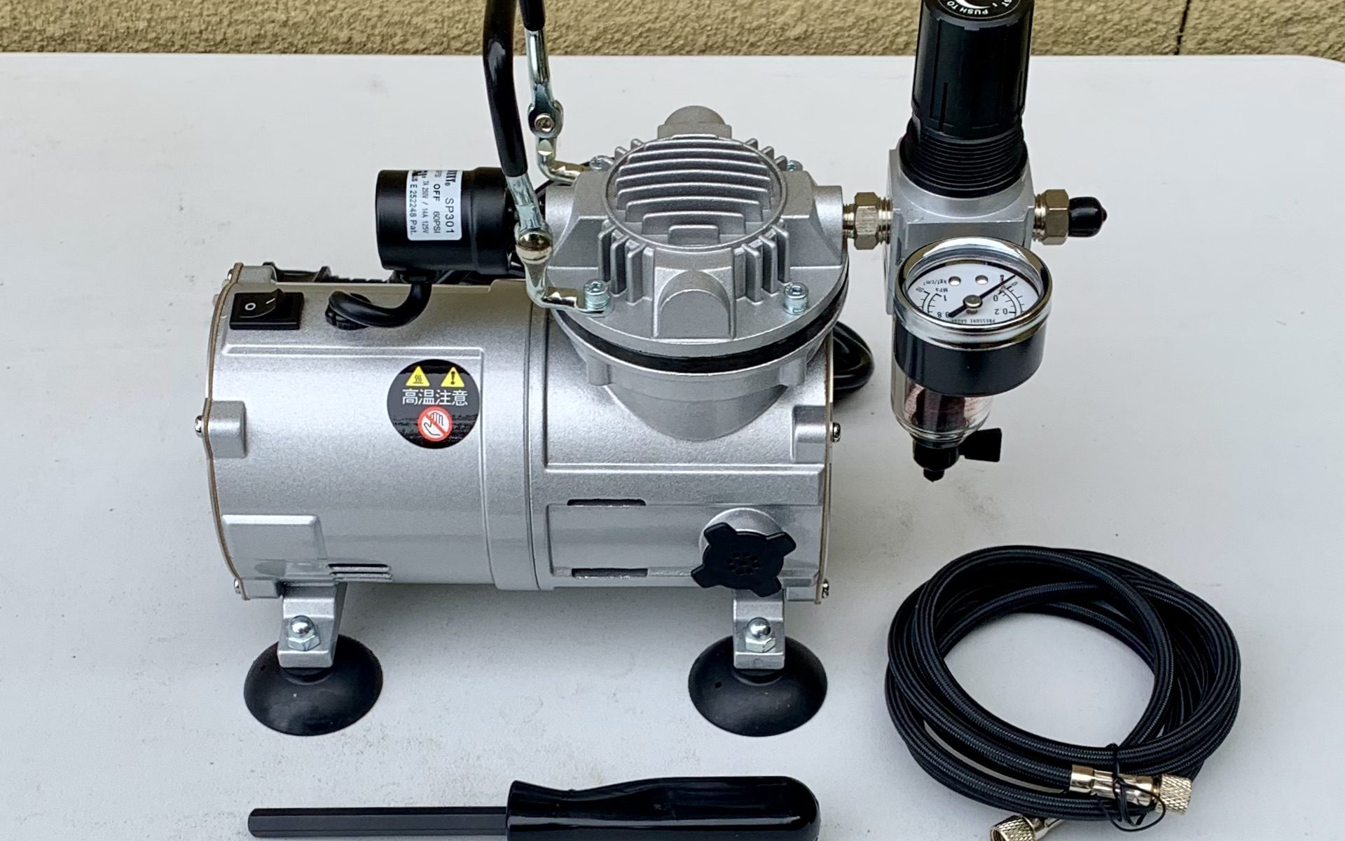 エアテックス コンプレッサーAPC-001R2 – 模型製作 かえる工房