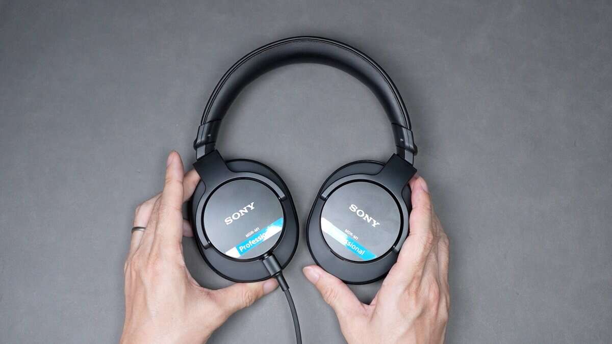 ソニー最新モニターヘッドホン「MDR-M1」実機レビュー！MDR-M1ST / MDR