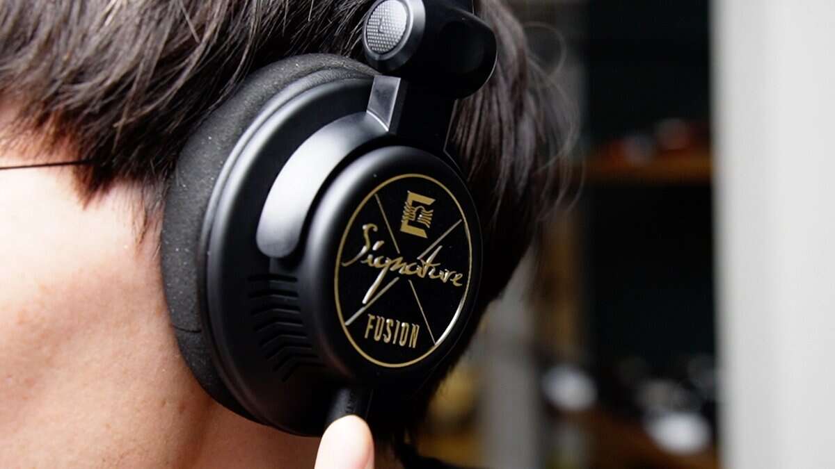 ULTRASONEから久々のオープン型ヘッドホン「Signature FUSION Open