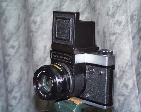 旧ソ連の中判ロクロクのキエフ60とボルナ80mmが来た！