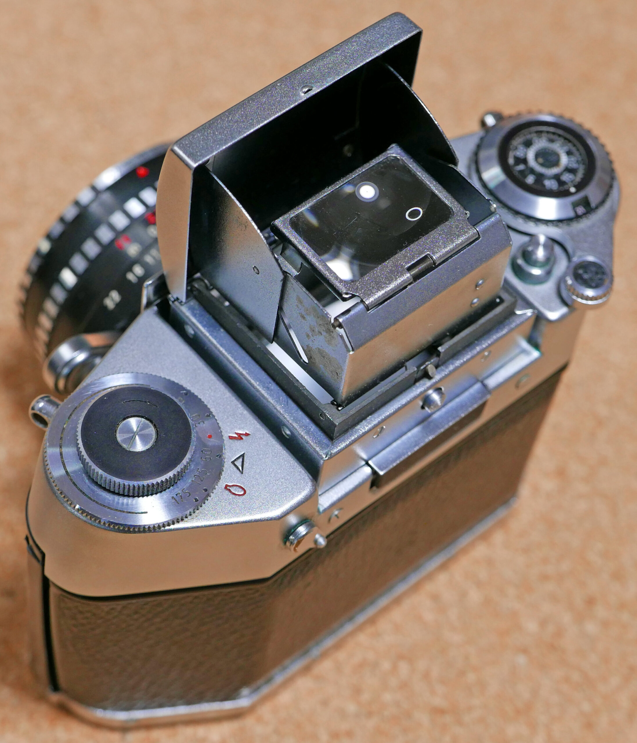 東ドイツのEXA（エクサ） 1A、IHAGEE DRESDEN（イハゲードレスデン）の