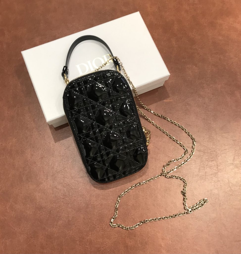 クリスチャンディオール LADY DIOR フォンホルダー 買取実績