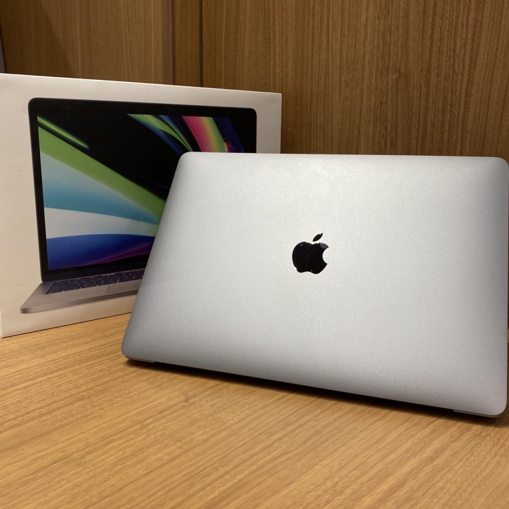 MacBook Pro 13インチ M2 2022 Apple M2 16GB SSD 512GB A2338買取実績